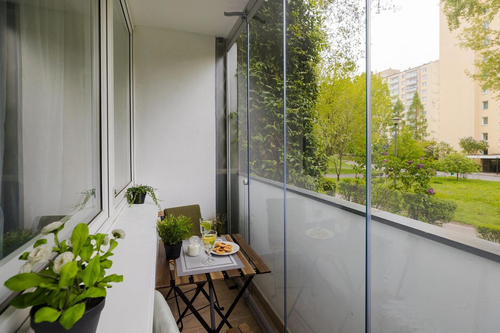 Apartamento Mia Metro Station, Reymonta Varsovia Exterior foto